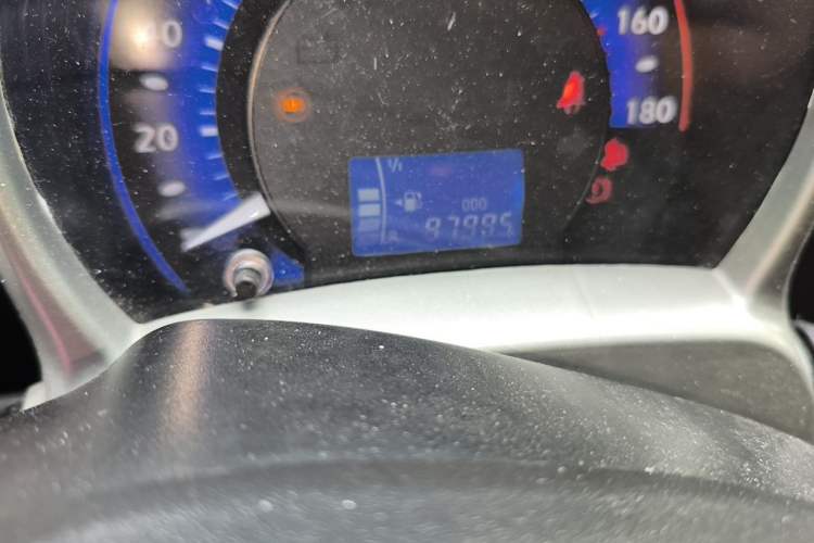 Used BYD F0 2012 1.0L Joyful Cool Model Odometer Close Up