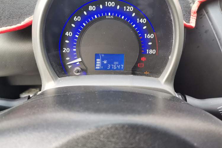 Used BYD F0 2012 1.0L XuanKu Trim Odometer Close Up