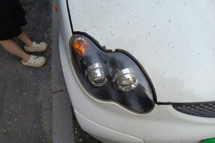 Used BYD F0 2012 1.0L XuanKu Trim Right Front Headlight