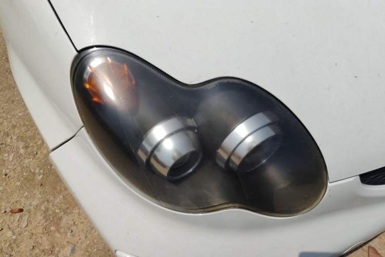 Used BYD F0 2012 1.0L Joyful Cool Model Right Front Headlight