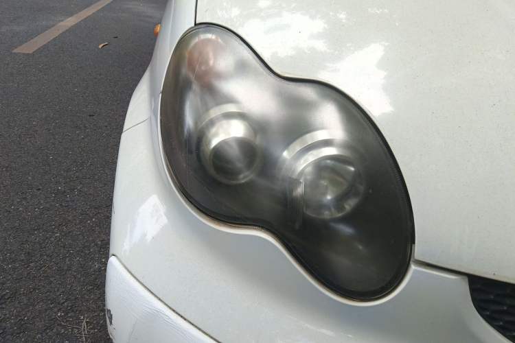 Used BYD F0 2012 1.0L Joyful Cool Model Right Front Headlight