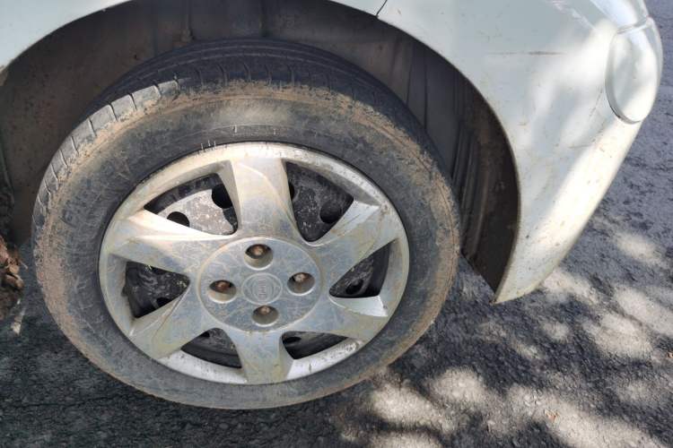 Used BYD F0 2012 1.0L XuanKu Trim Right Front Wheel Hub