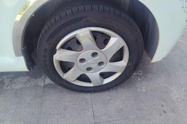 Used BYD F0 2012 1.0L XuanKu Trim Right Front Wheel Hub