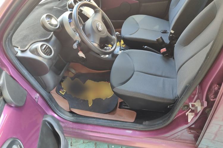 Used BYD F0 2013 1.0L AMT Joyful Cool Model Driver Seat