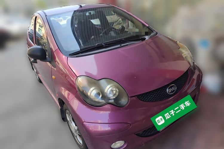 Used BYD F0 2013 1.0L AMT Joyful Cool Model Front Right 45 Deg