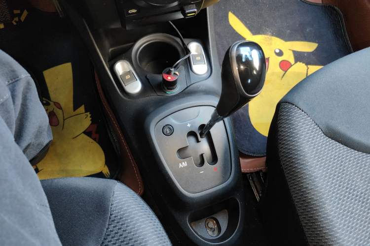 Used BYD F0 2013 1.0L AMT Joyful Cool Model Gear Lever