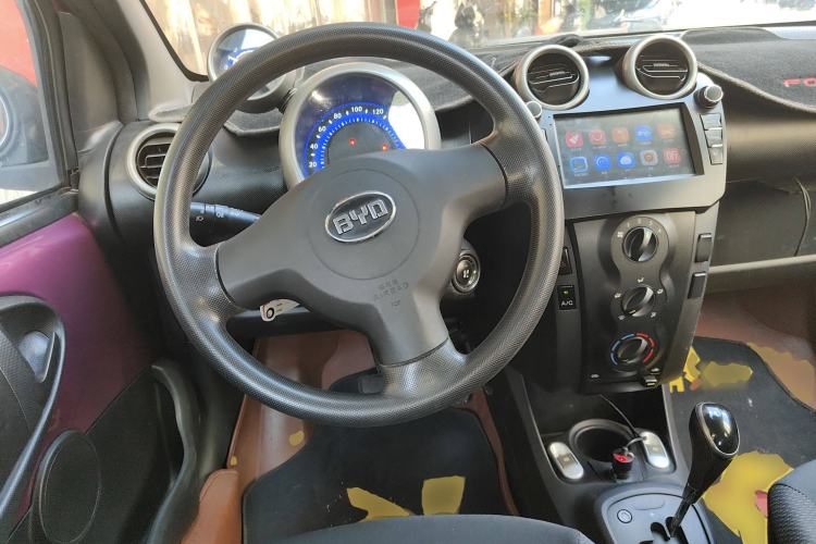 Used BYD F0 2013 1.0L AMT Joyful Cool Model Steering Wheel