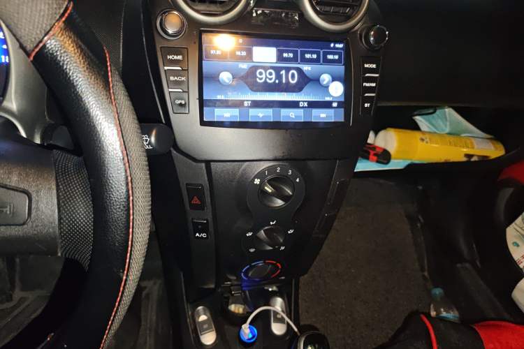 Used BYD F0 2013 1.0L AMT XuanKu Model Audio And AC Panel