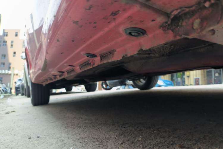 Used BYD F0 2013 1.0L AMT Joyful Cool Model Chassis Front Right