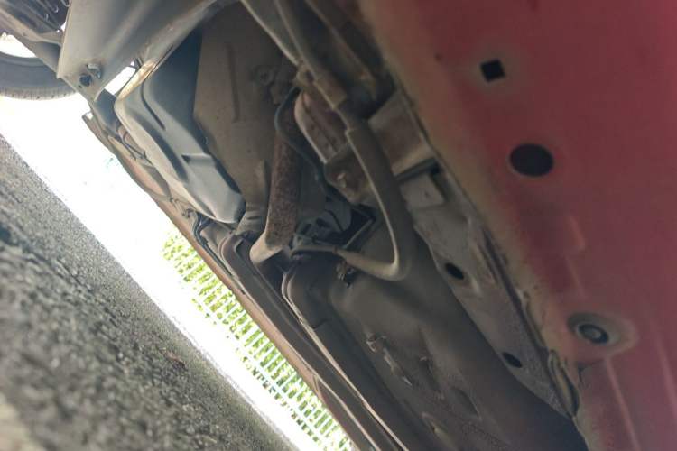 Used BYD F0 2013 1.0L AMT Joyful Cool Model Chassis Rear Right