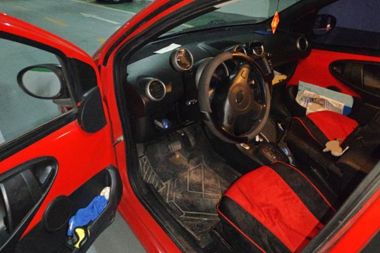 Used BYD F0 2013 1.0L AMT XuanKu Model Driver Seat