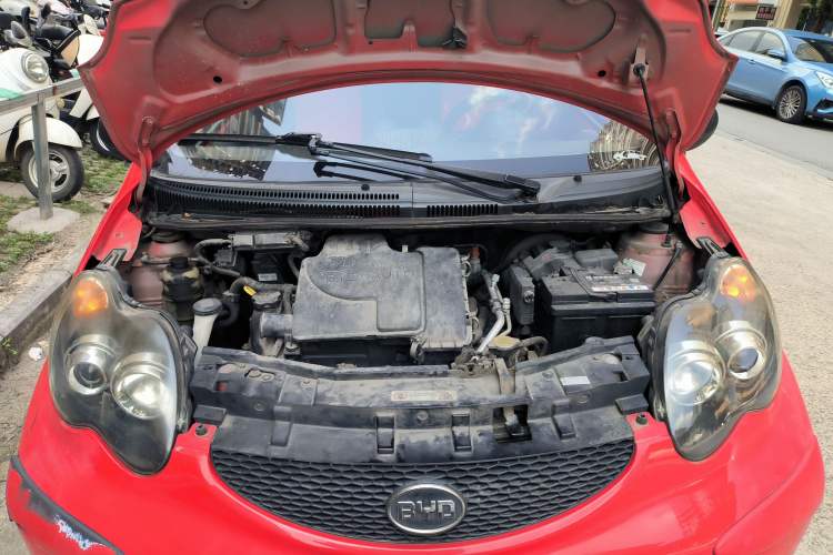 Used BYD F0 2013 1.0L AMT Joyful Cool Model Engine Bay