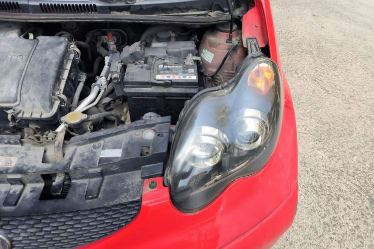 Used BYD F0 2013 1.0L AMT Joyful Cool Model Engine Bay Left
