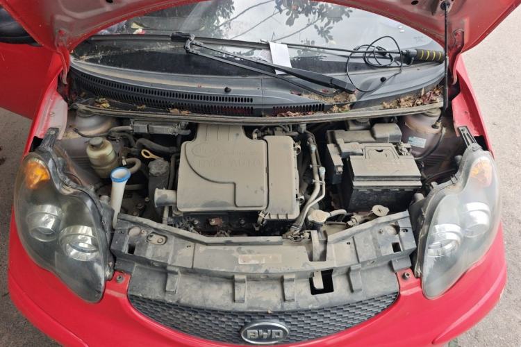 Used BYD F0 2013 1.0L AMT Joyful Cool Model Engine Bay