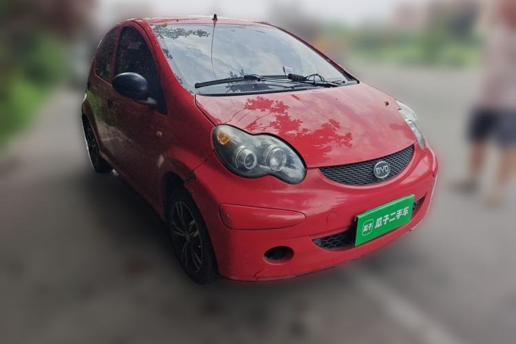 Used BYD F0 2013 1.0L AMT Joyful Cool Model Front Right 45 Deg