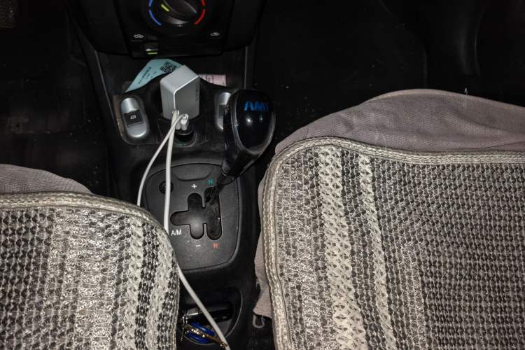 Used BYD F0 2013 1.0L AMT Joyful Cool Model Gear Lever
