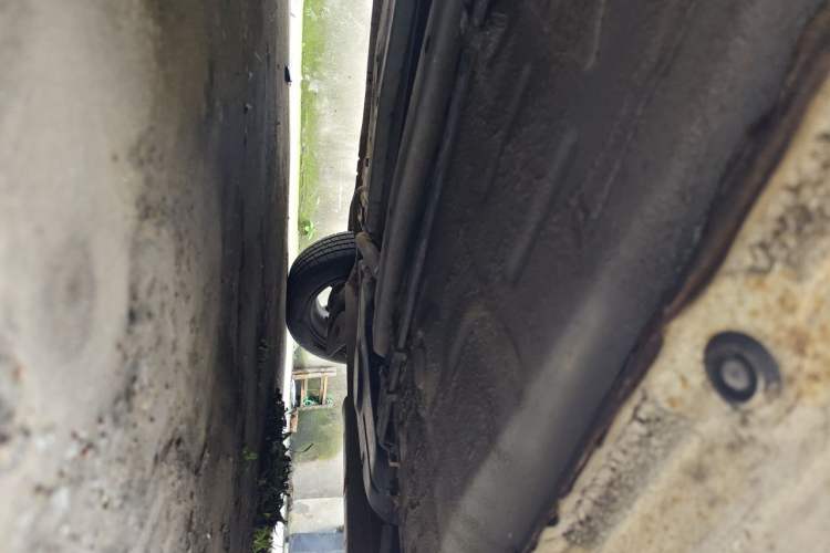 Used BYD F0 2013 1.0L AMT XuanKu Model Chassis Front Left