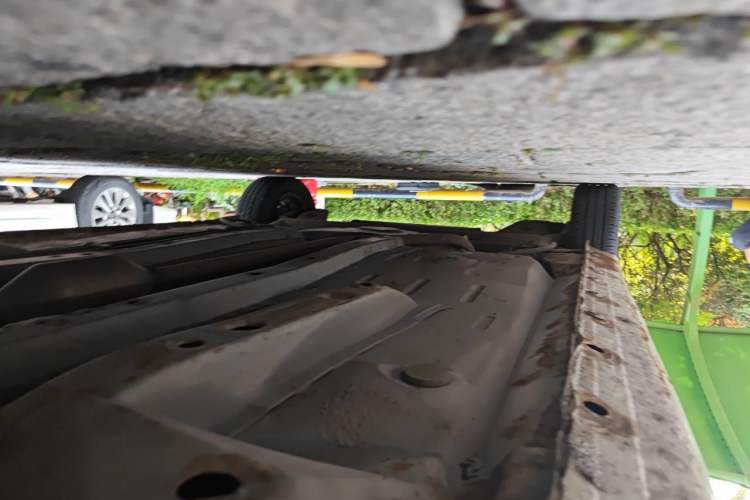 Used BYD F0 2013 1.0L AMT XuanKu Model Chassis Front Right