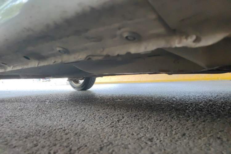 Used BYD F0 2013 1.0L AMT Joyful Cool Model Chassis Front Right