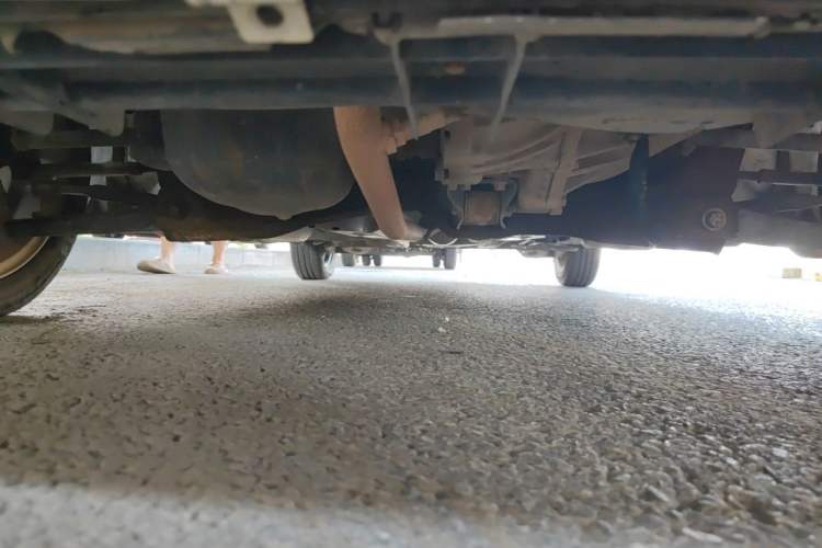 Used BYD F0 2013 1.0L AMT Joyful Cool Model Chassis Front