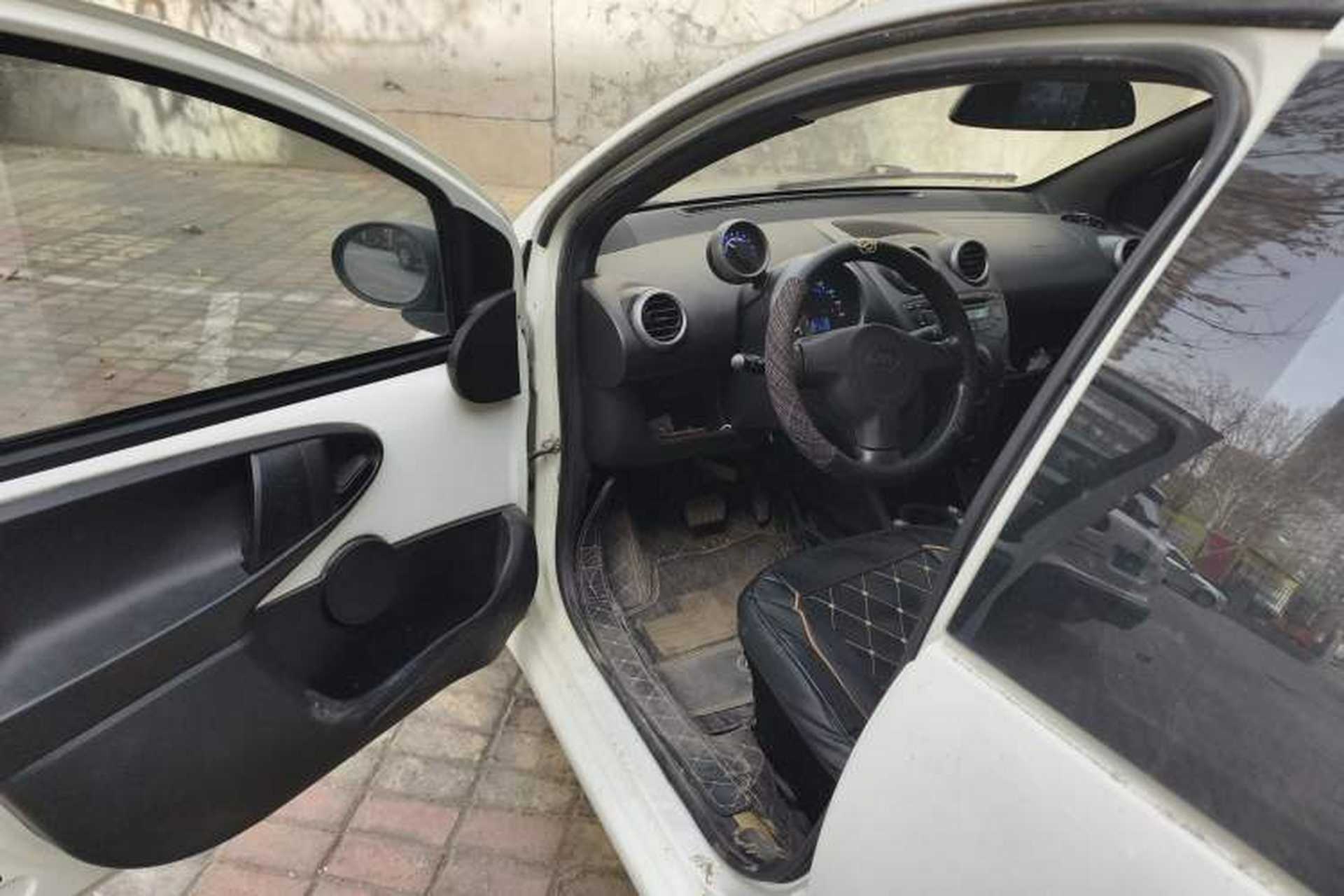 Used BYD F0 2013 1.0L AMT Joyful Cool Model Driver Seat