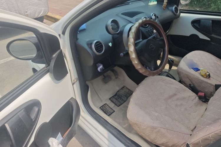 Used BYD F0 2013 1.0L AMT XuanKu Model Driver Seat