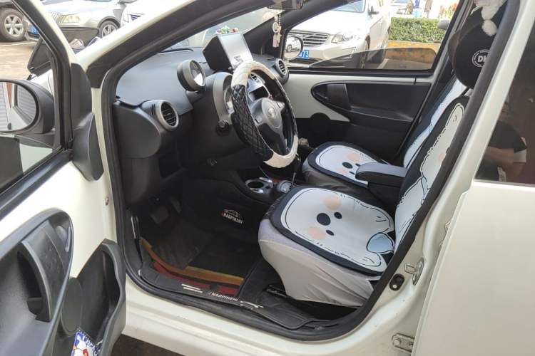 Used BYD F0 2013 1.0L AMT XuanKu Model Driver Seat