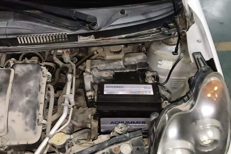 Used BYD F0 2013 1.0L AMT XuanKu Model Engine Bay Left