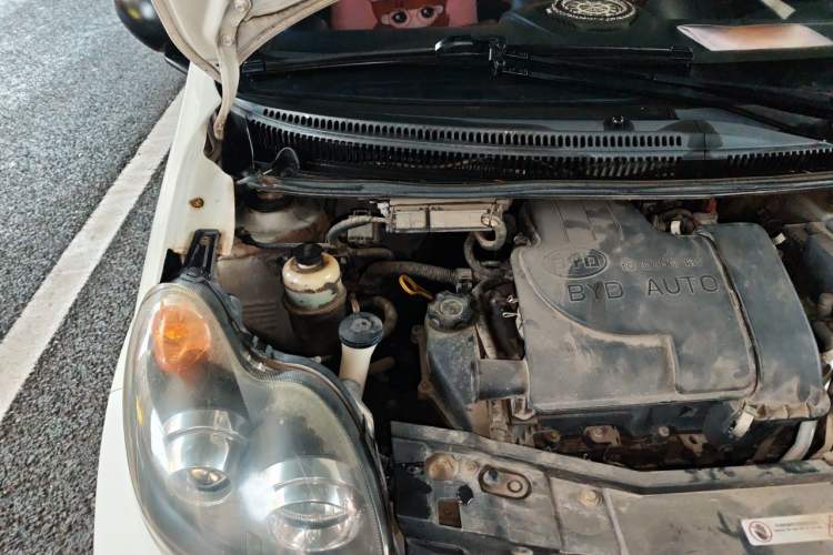 Used BYD F0 2013 1.0L AMT XuanKu Model Engine Bay Right