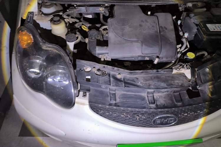 Used BYD F0 2013 1.0L AMT Joyful Cool Model Engine Bay Right