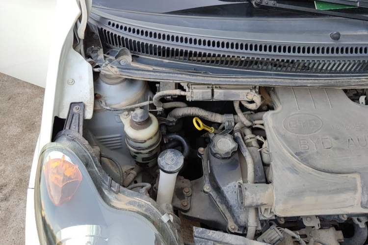 Used BYD F0 2013 1.0L AMT XuanKu Model Engine Bay Right