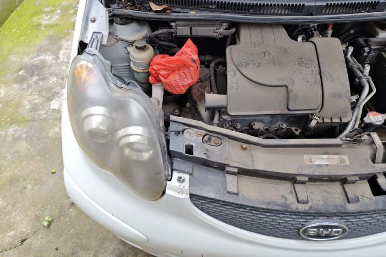 Used BYD F0 2013 1.0L AMT XuanKu Model Engine Bay Right