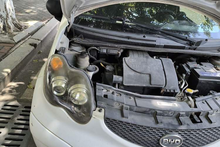 Used BYD F0 2013 1.0L AMT XuanKu Model Engine Bay Right