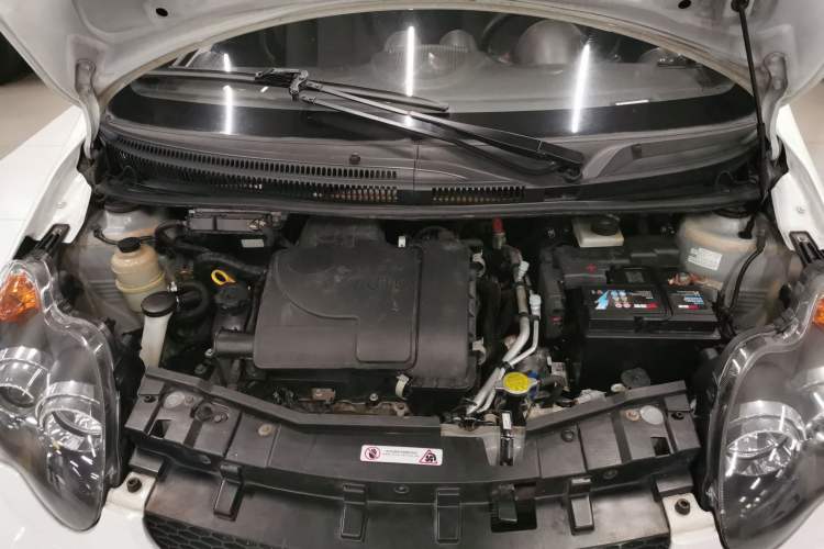 Used BYD F0 2013 1.0L AMT XuanKu Model Engine Bay