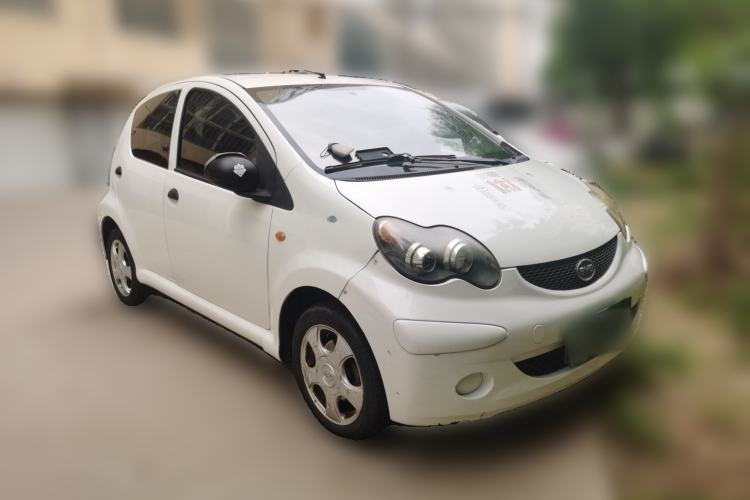 Used BYD F0 2013 1.0L AMT Joyful Cool Model Front Right 45 Deg