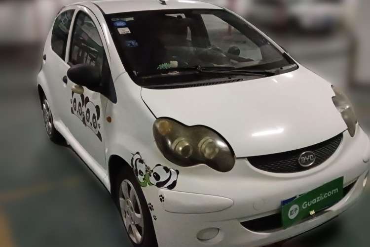 Used BYD F0 2013 1.0L AMT XuanKu Model Front Right 45 Deg