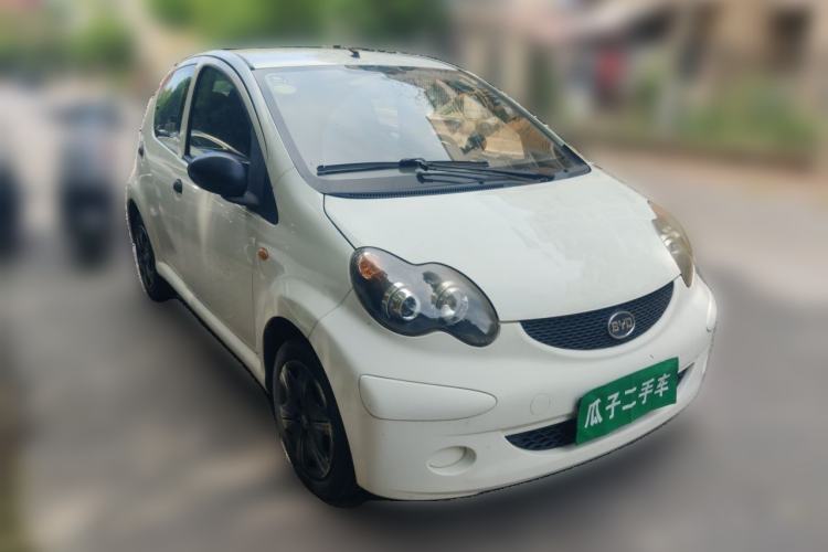 Used BYD F0 2013 1.0L AMT XuanKu Model Front Right 45 Deg