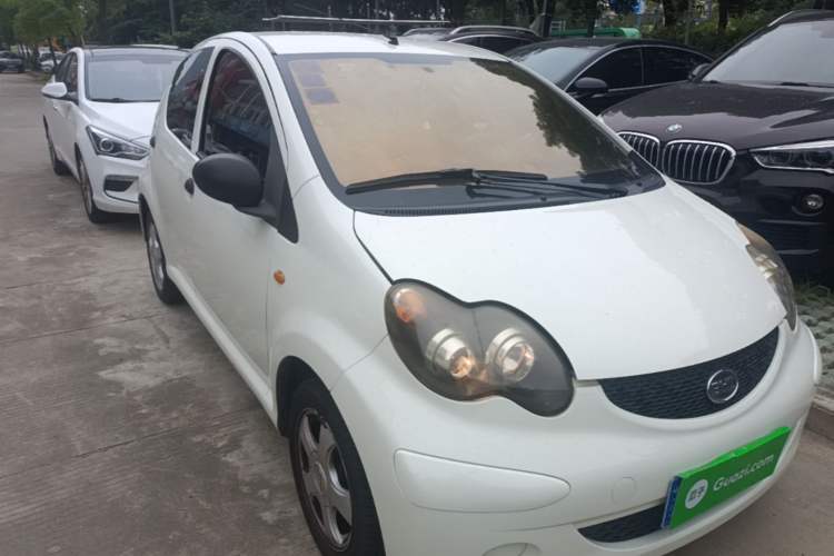 Used BYD F0 2013 1.0L AMT Joyful Cool Model Front Right 45 Deg