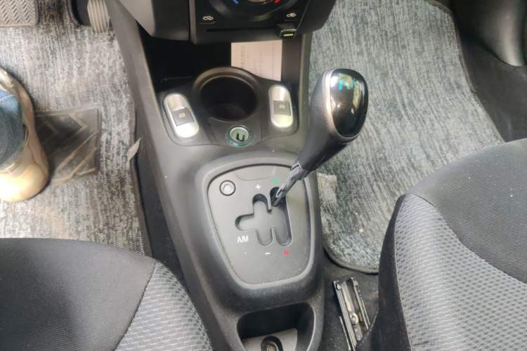Used BYD F0 2013 1.0L AMT XuanKu Model Gear Lever