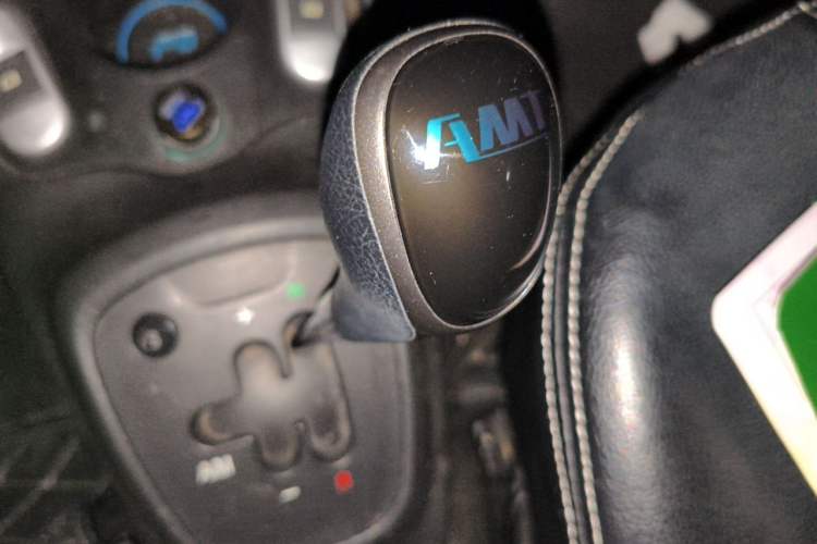 Used BYD F0 2013 1.0L AMT Joyful Cool Model Gear Lever