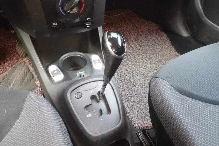 Used BYD F0 2013 1.0L AMT XuanKu Model Gear Lever