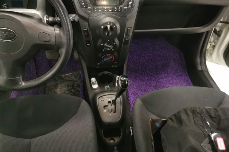 Used BYD F0 2013 1.0L AMT XuanKu Model Gear Lever