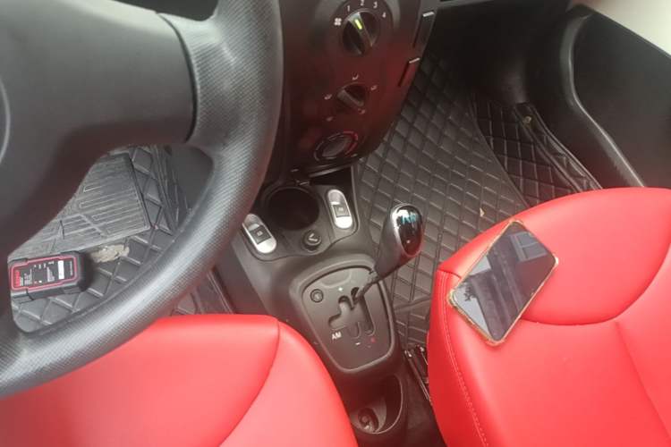 Used BYD F0 2013 1.0L AMT Joyful Cool Model Gear Lever