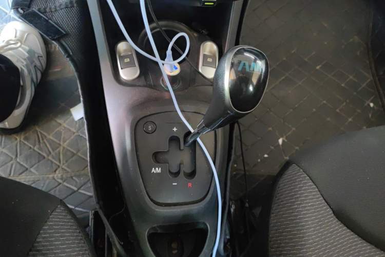Used BYD F0 2013 1.0L AMT Joyful Cool Model Gear Lever