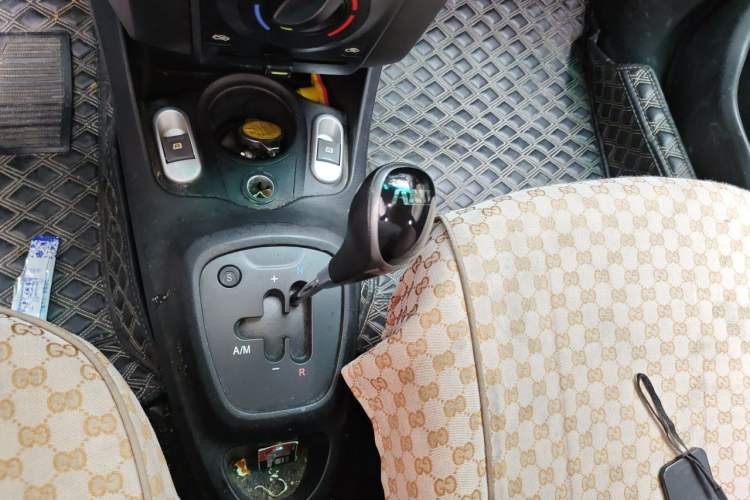 Used BYD F0 2013 1.0L AMT XuanKu Model Gear Lever