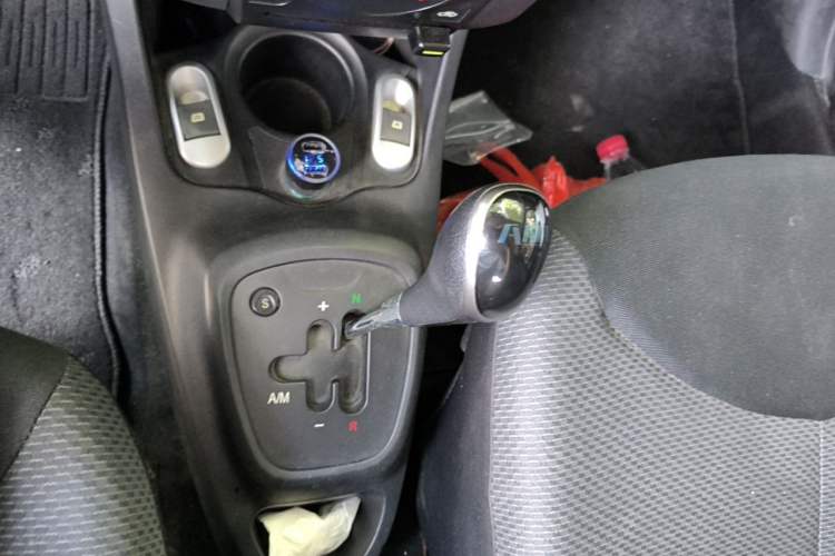 Used BYD F0 2013 1.0L AMT XuanKu Model Gear Lever