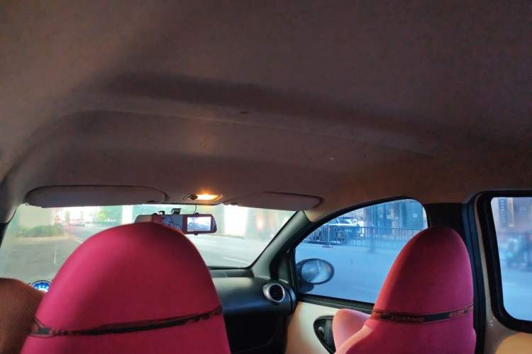 Used BYD F0 2013 1.0L AMT XuanKu Model Headliner