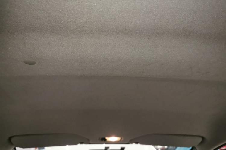 Used BYD F0 2013 1.0L AMT XuanKu Model Headliner