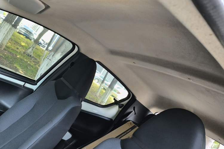 Used BYD F0 2013 1.0L AMT XuanKu Model Headliner