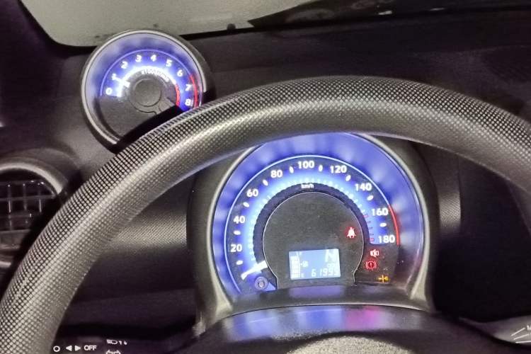 Used BYD F0 2013 1.0L AMT XuanKu Model Instrument Cluster